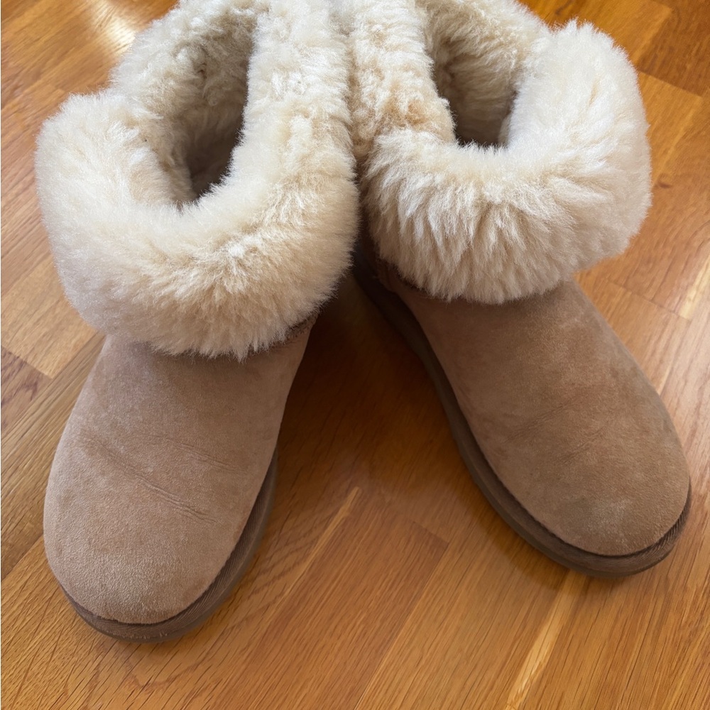 UGG Tan Shearling Winter Boots